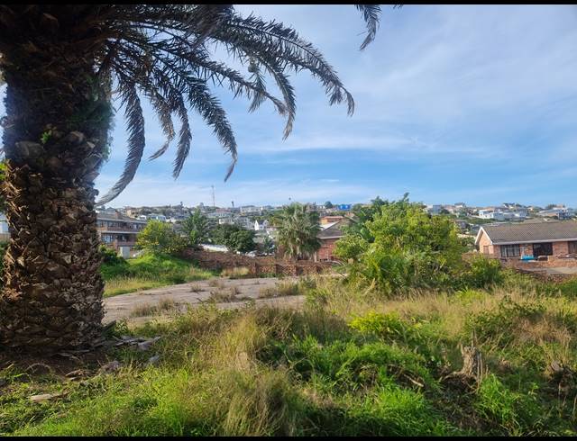 893M² VACANT LAND FOR SALE IN DANA BAY